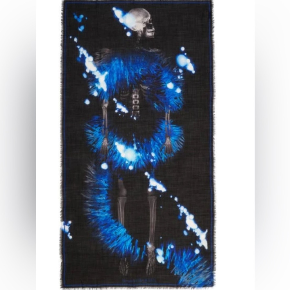 Alexander McQueen| NWT Shawl/Scarf